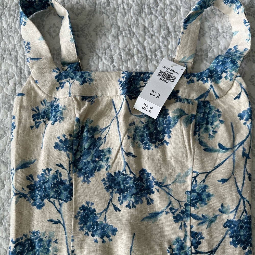 Abercrombie & Fitch Blue Floral Crop Top